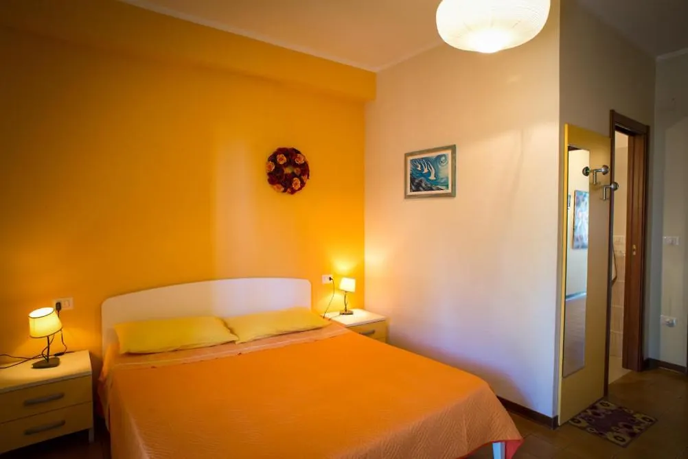 BED AND BREAKFAST SAPORE DI MARE A 50 MT dalla SPIAGGIA-1